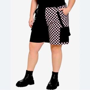 HOT TOPIC 3X checkered Shorts